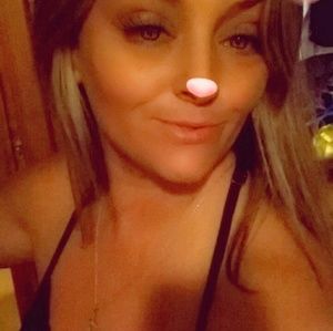 Meet your Posher, Wendy